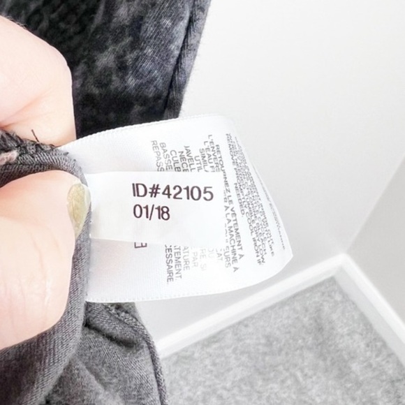 Express Women’s Snakeskin One Shoulder Bodycon Tight Formal Sexy Mini Dress - Picture 16 of 16